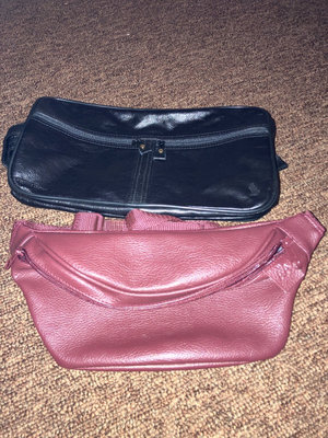 Assorted travel bags, pouches, and toiletry organizers - Image 1 of 7