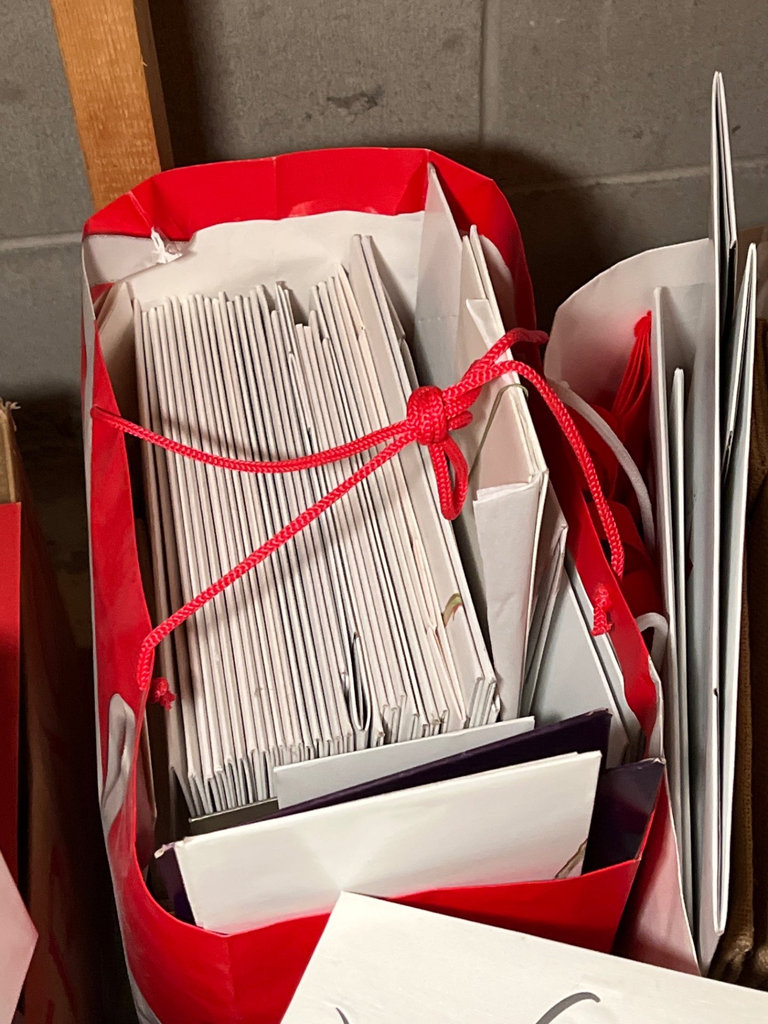 Gift Wrapping Supplies and Greeting Cards Collection - image 4 of 8