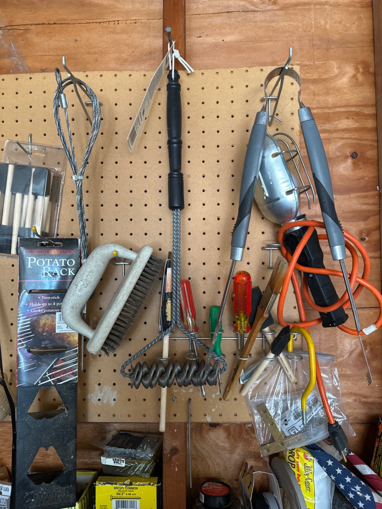 Garage/workshop tools  - image 5 of 8