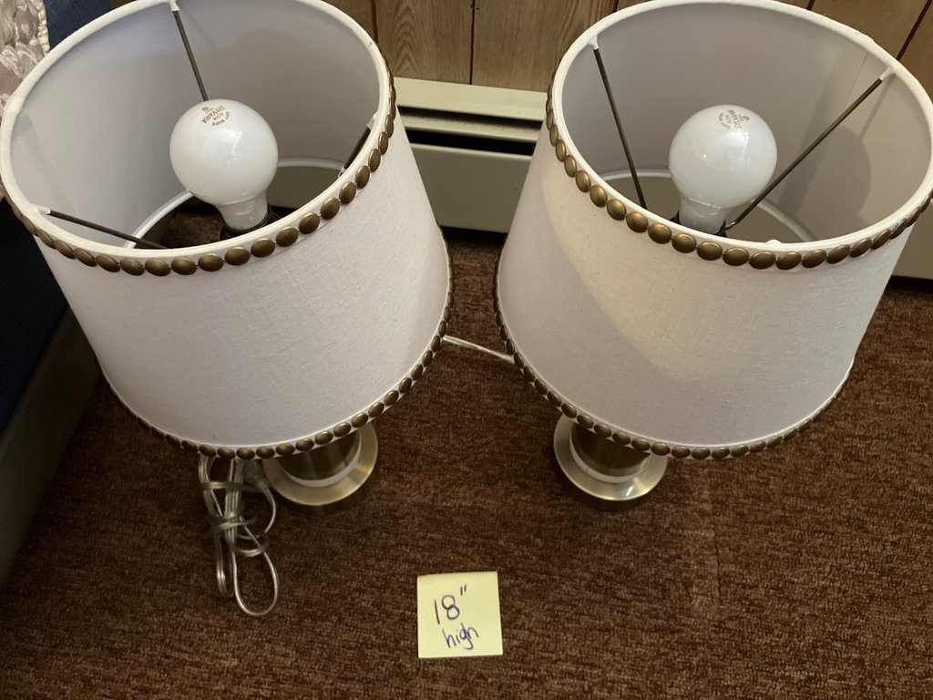 Table lamps - image 2 of 6