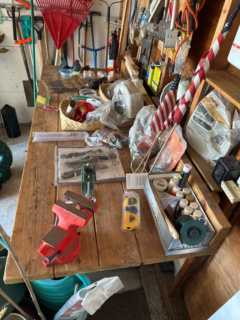 Wooden workbench  - image 4 of 6