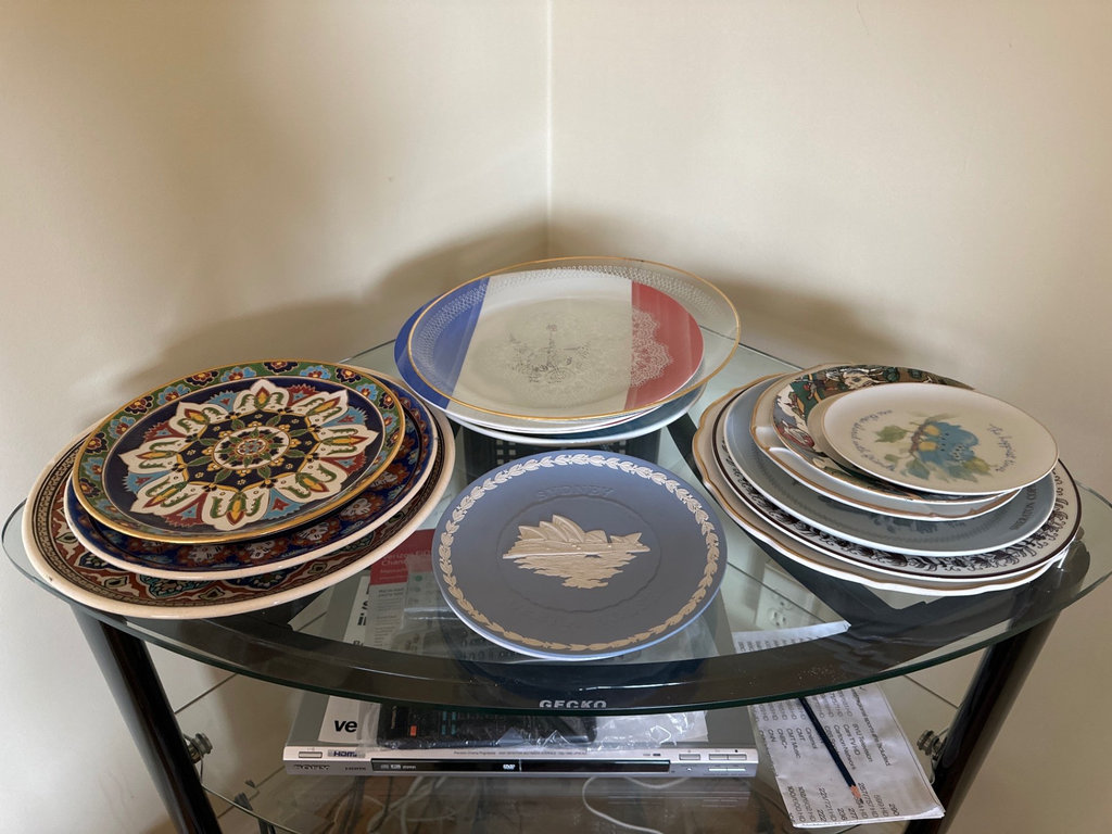 Wedgwood, decorative plates, More  - image 1 of 18