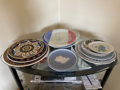 Wedgwood, decorative plates, More  - Image 1 of 18