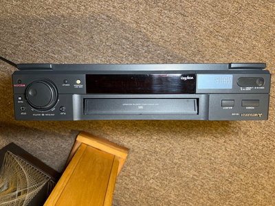 Mitsubishi HS-U58 VHS Video Cassette Recorder - Image 1 of 5