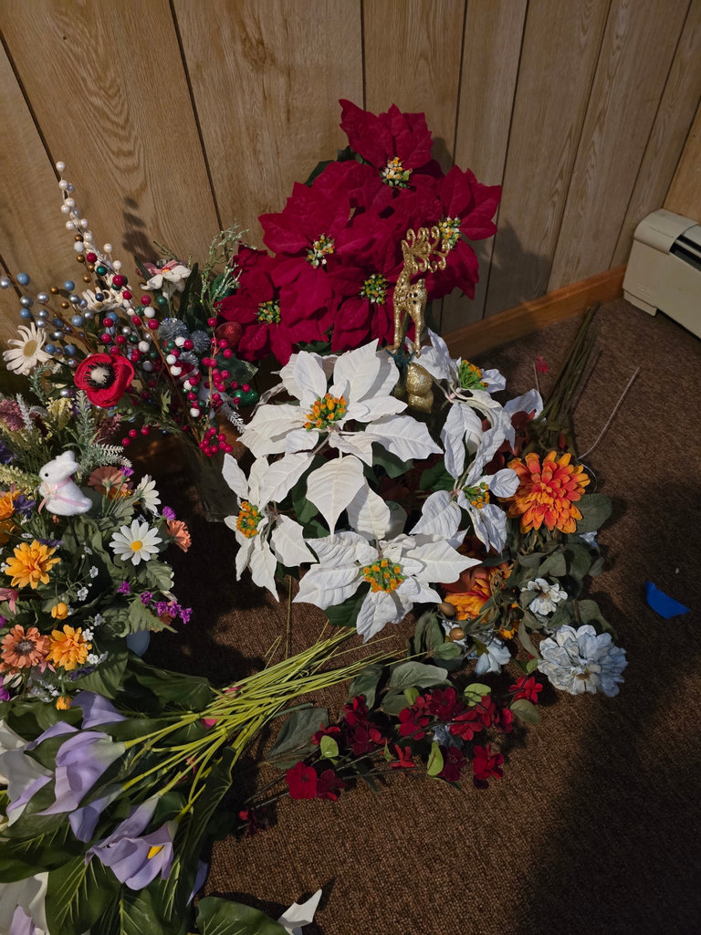 Assorted artificial floral arrangements with decorative vases - image 2 of 10