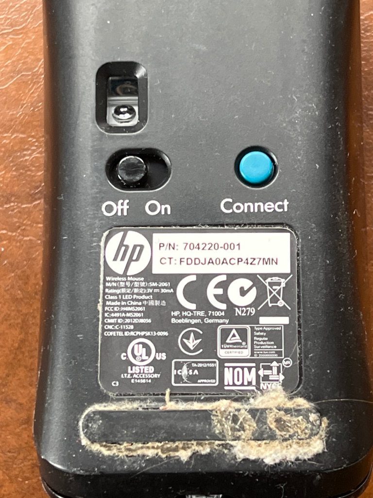 Assorted electronics and accessories collection - image 6 of 9