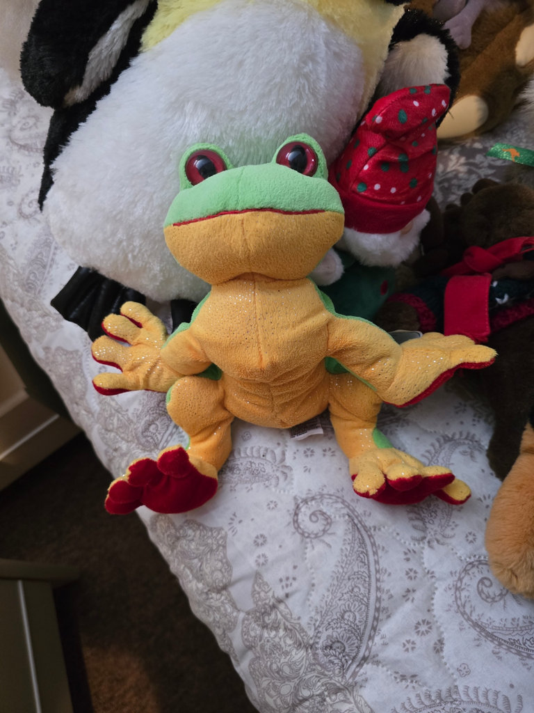 Assorted Plush Toys - image 8 of 10