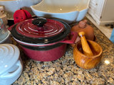 Assorted white ceramic kitchenware and cookware - thumbnail 7 of 8