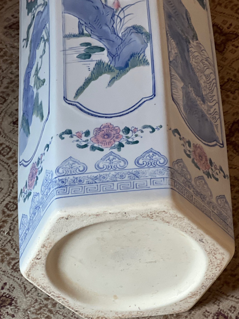 Blue-and-white porcelain umbrella stand with three umbrellas - image 5 of 5