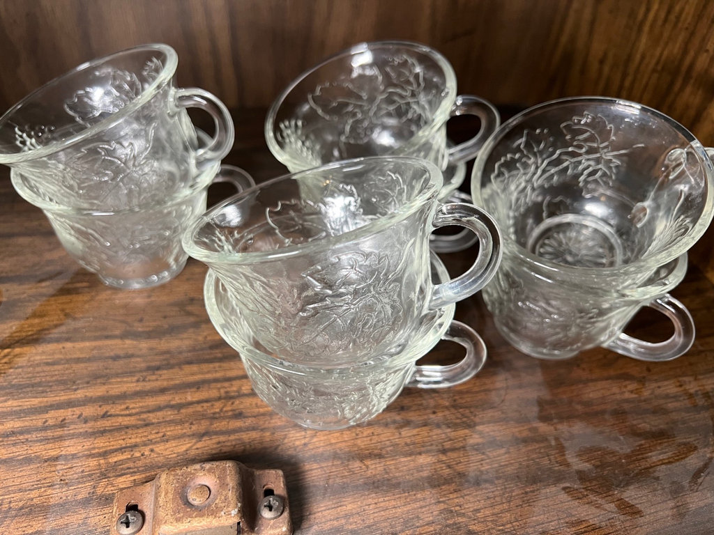 Vintage punch bowl with glasses - image 2 of 6