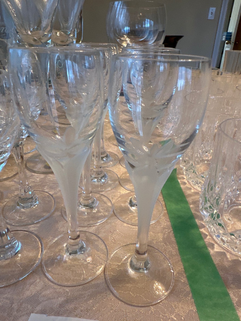Crystal glassware  - image 8 of 10