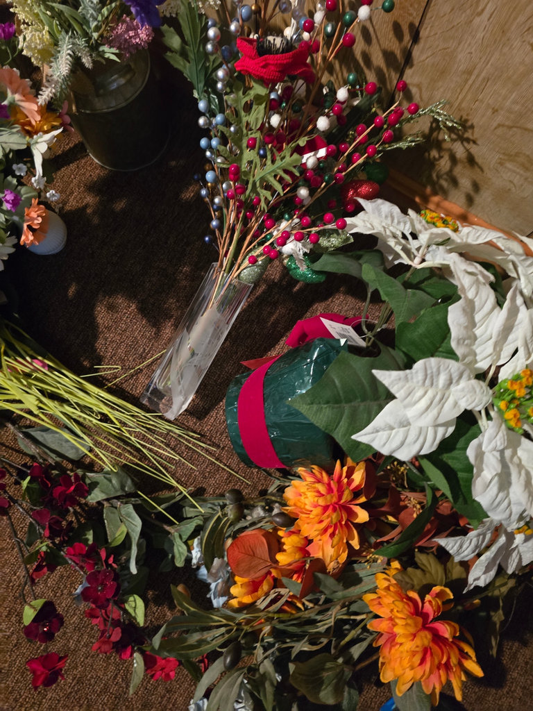 Assorted artificial floral arrangements with decorative vases - image 3 of 10