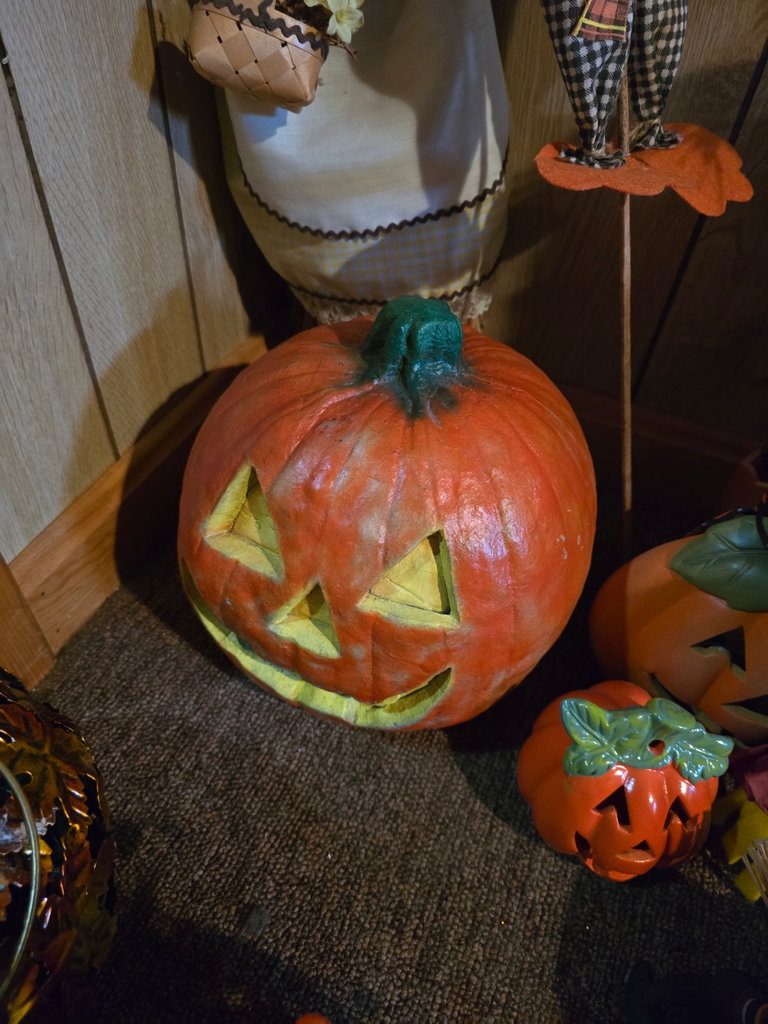 Autumn Halloween Decor Collection - image 14 of 19