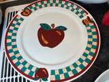Assorted white ceramic kitchenware and cookware - thumbnail 3 of 8