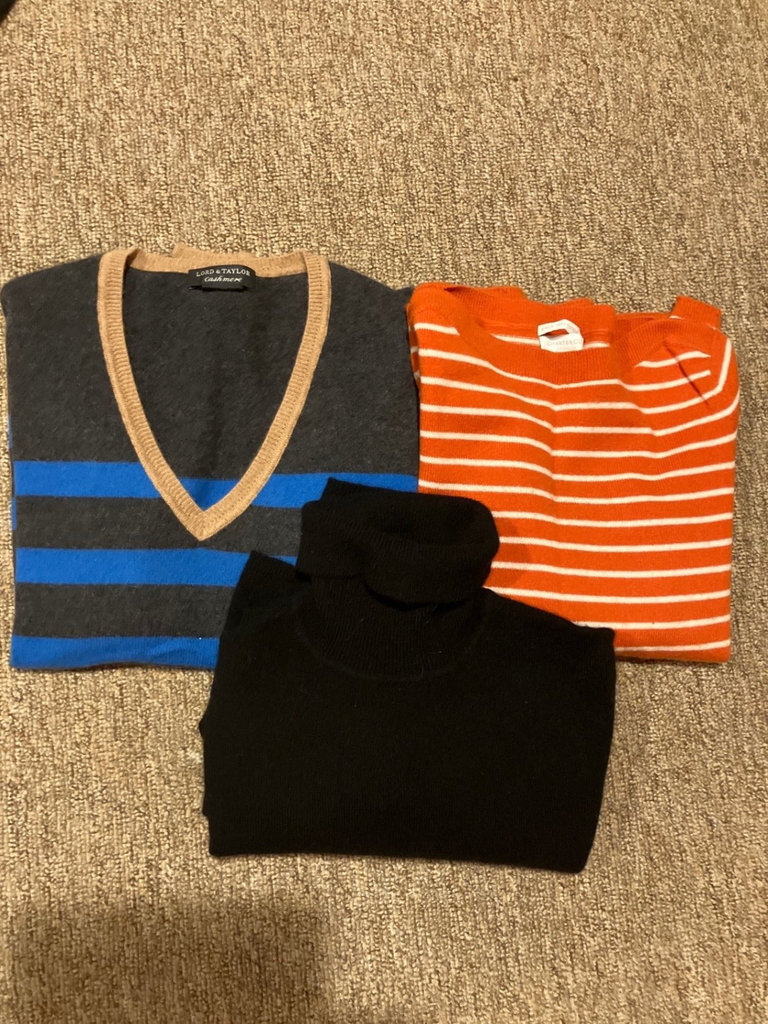 Assorted women's knitwear and sweaters - image 4 of 7