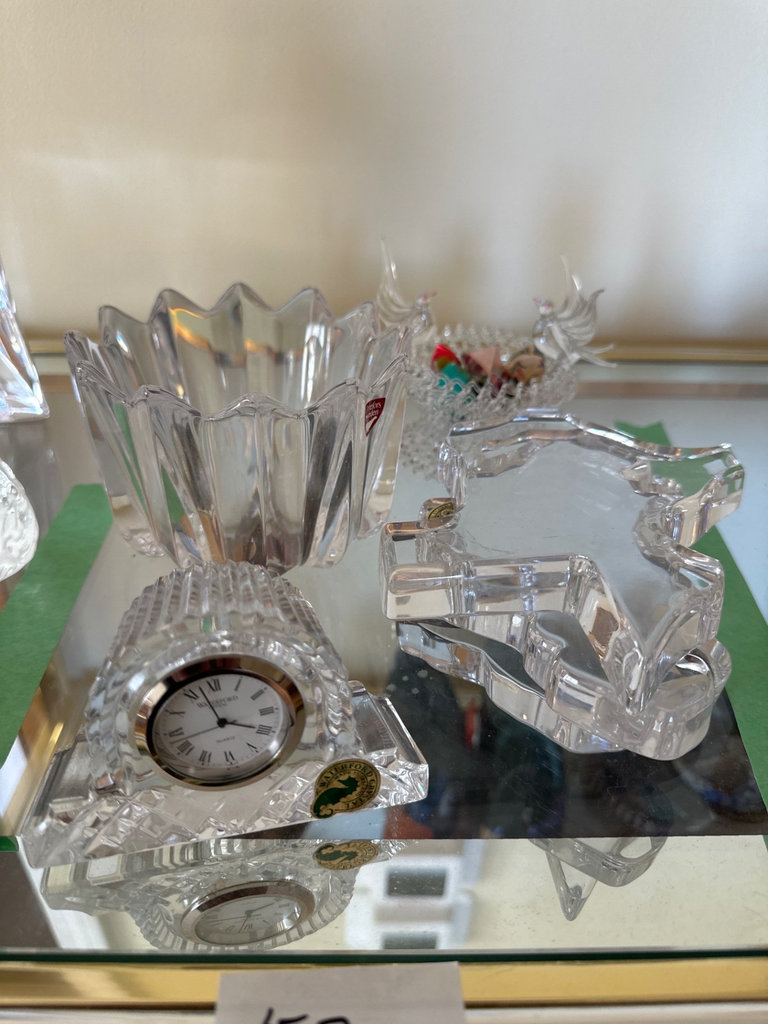 Crystal glass desk clock with bowls and state dishes - image 2 of 13