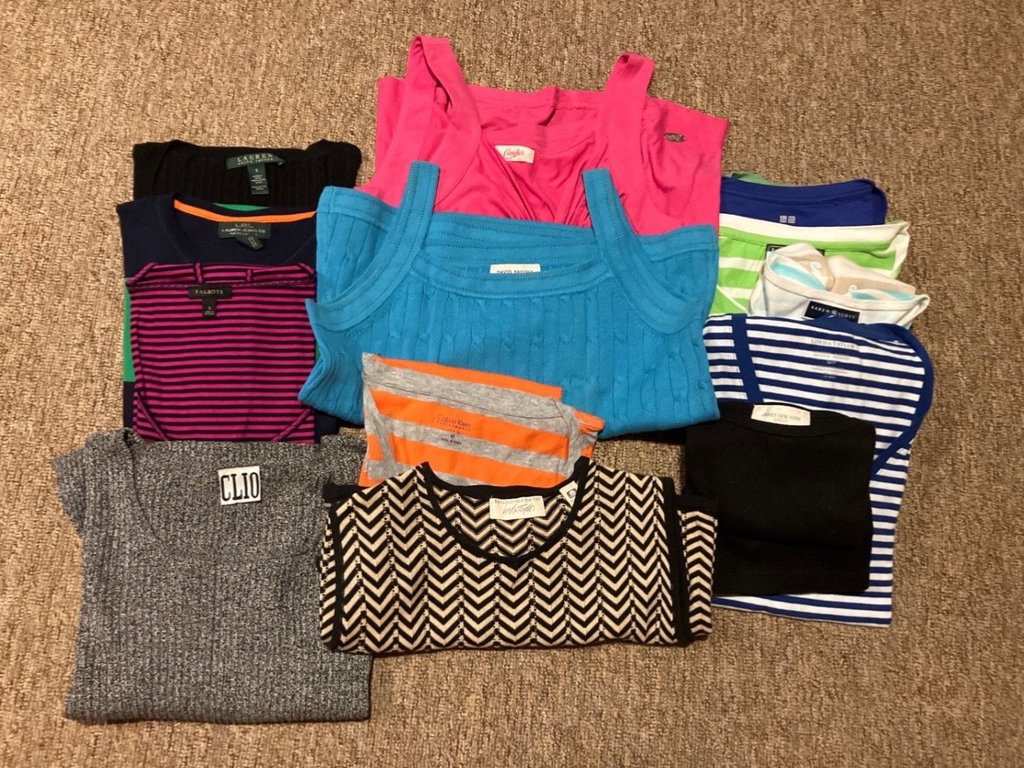 Assorted women's tops and knitwear - image 6 of 6