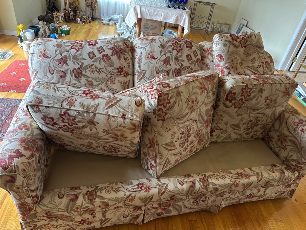 Floral patterned upholstered sofa with cushions - image 6 of 7