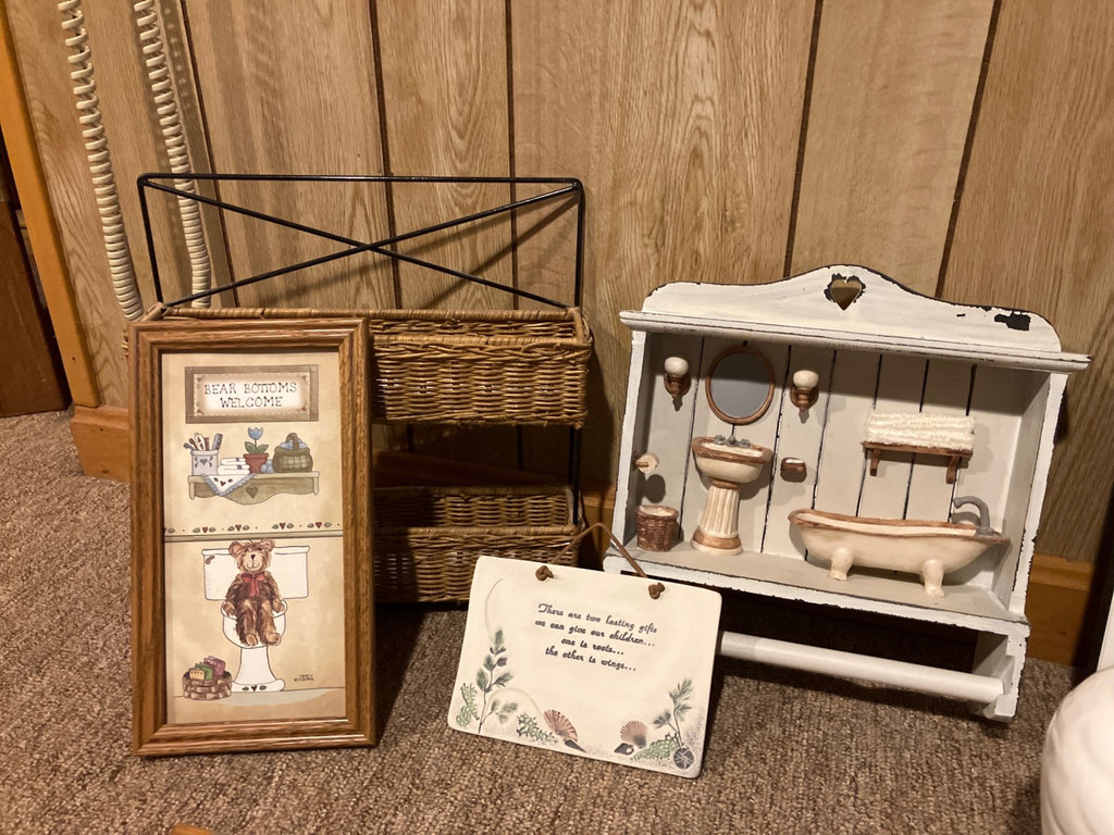 Assorted vintage and novelty home decor items - image 2 of 3