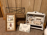 Assorted vintage and novelty home decor items - thumbnail 2 of 3
