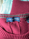Assorted sweaters and knitwear with pants - thumbnail 2 of 8