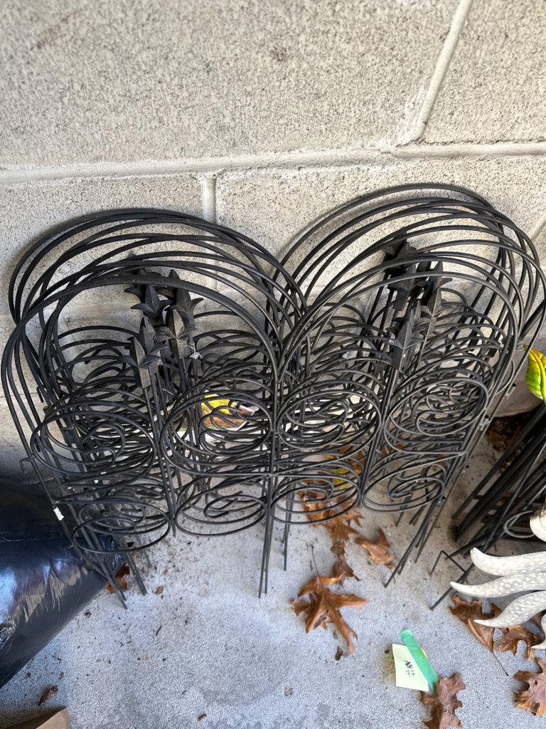 Set of wrought-iron garden trellises, More  - image 4 of 9