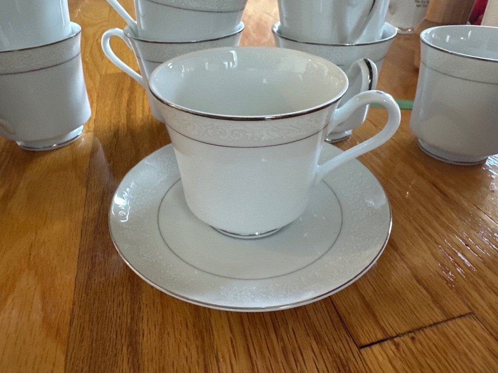 Fitz and Floyd Lovelace China Dinnerware Set - image 6 of 16