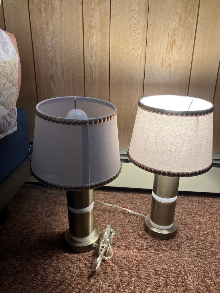 Table lamps - image 3 of 6