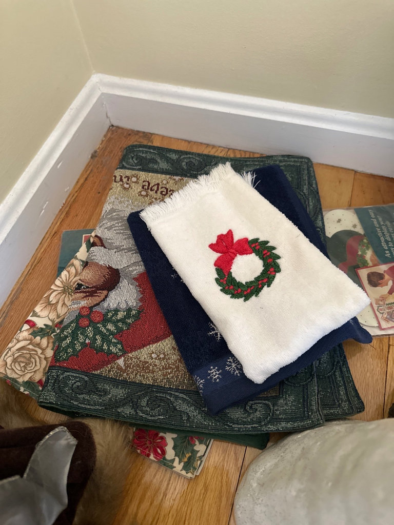 Thanksgiving, Seasonal Decor and Figurines - image 9 of 15