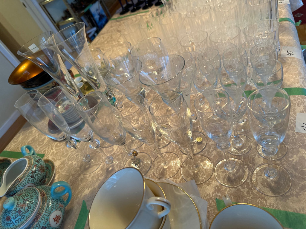 Crystal glassware  - image 4 of 10
