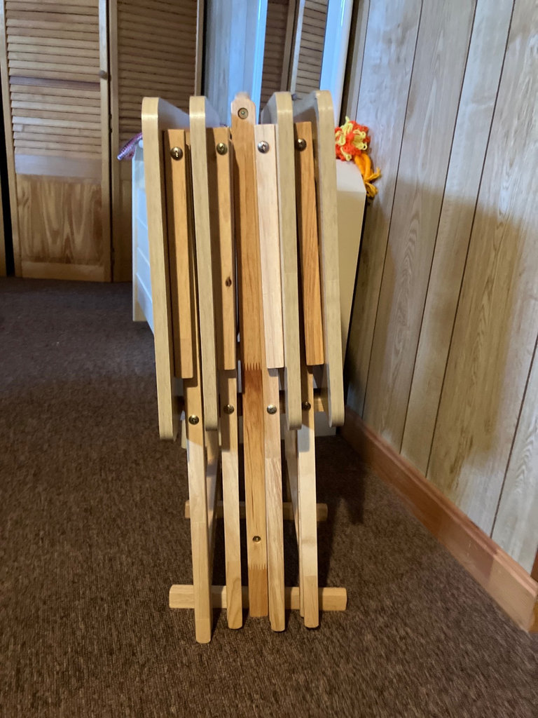 Wooden folding tables and tabletops - image 3 of 7