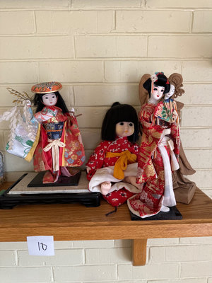 Decorative Japanese kimono dolls, figurine.  - Image 1 of 12