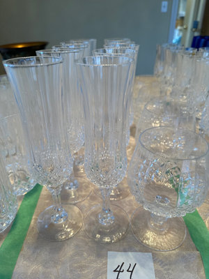 Crystal stemware  - Image 1 of 7