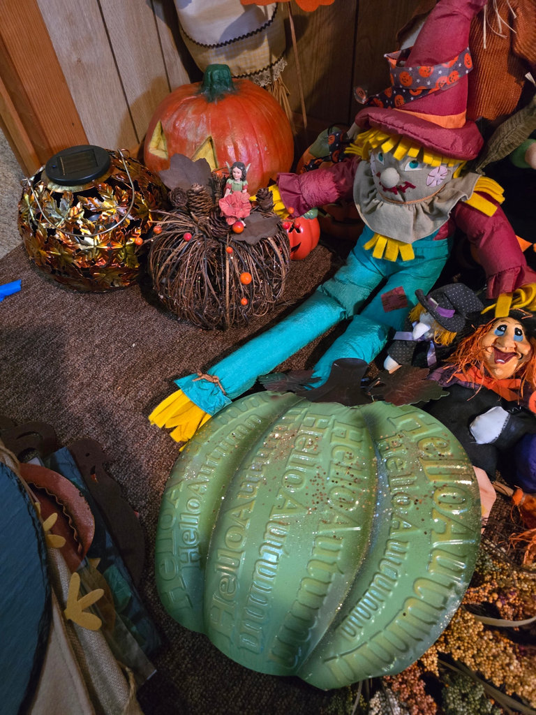 Autumn Halloween Decor Collection - image 12 of 19