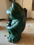 Green frog garden statue set - thumbnail 9 of 12