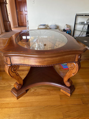 Coffee table with carved legs - Image 1 of 6