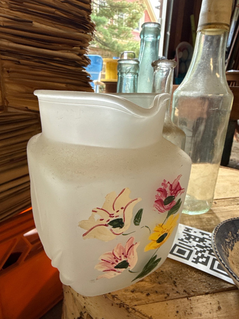 Assorted Kitchenware and Home Items - image 2 of 19