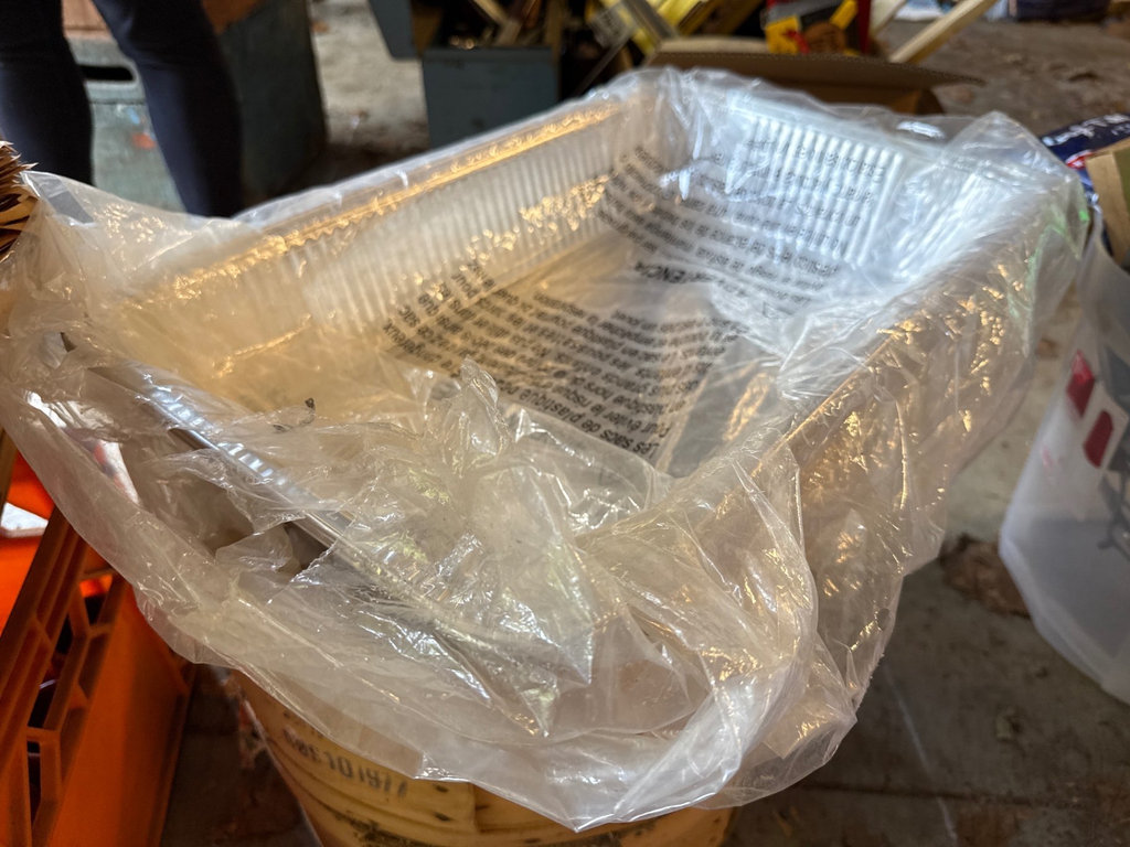 Assorted Kitchenware and Home Items - image 13 of 19