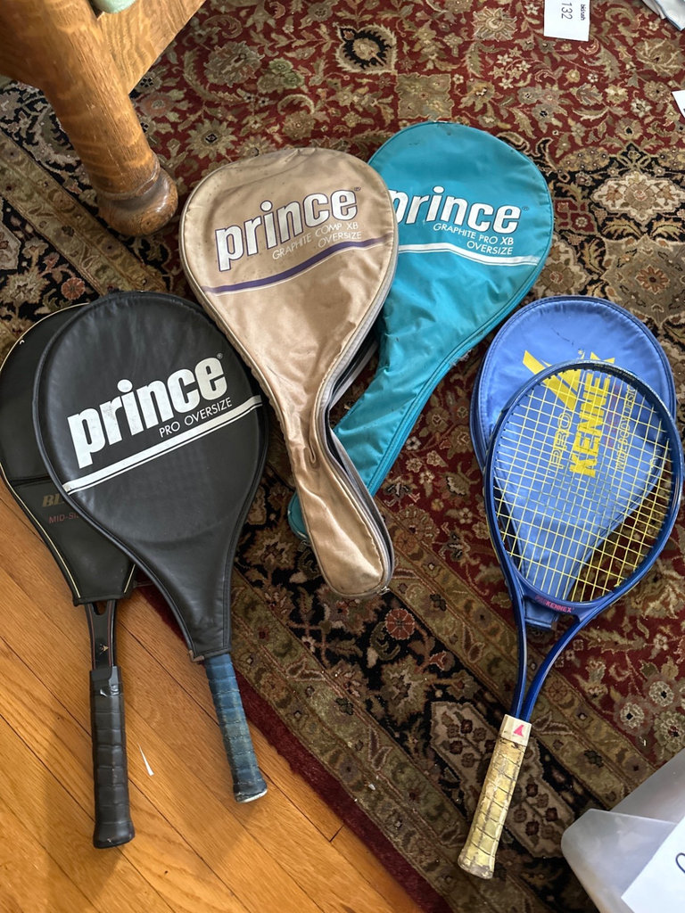 Tennis racquets, racket bags, frames, more - image 1 of 4