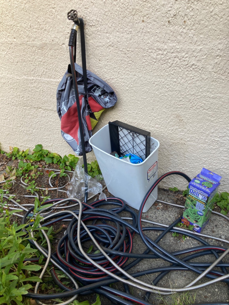 Garden hoses - image 2 of 3