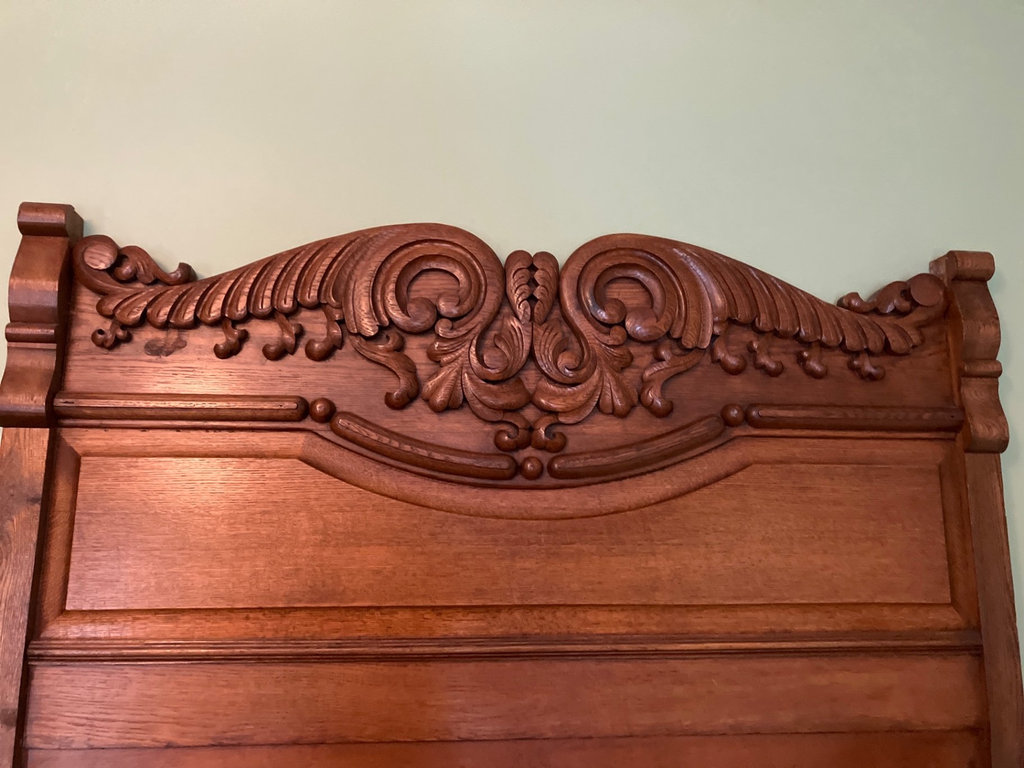 Carved wooden bed headboard with footboard and rails - image 2 of 9