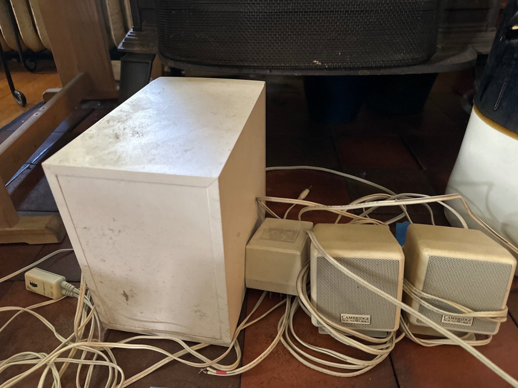 Cambridge SoundWorks 12V speaker system with subwoofer and two satellite speakers - image 2 of 4