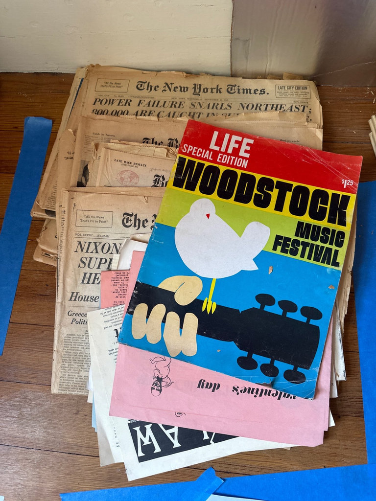 Vintage newspapers and a LIFE Woodstock Special Edition magazine - image 1 of 7