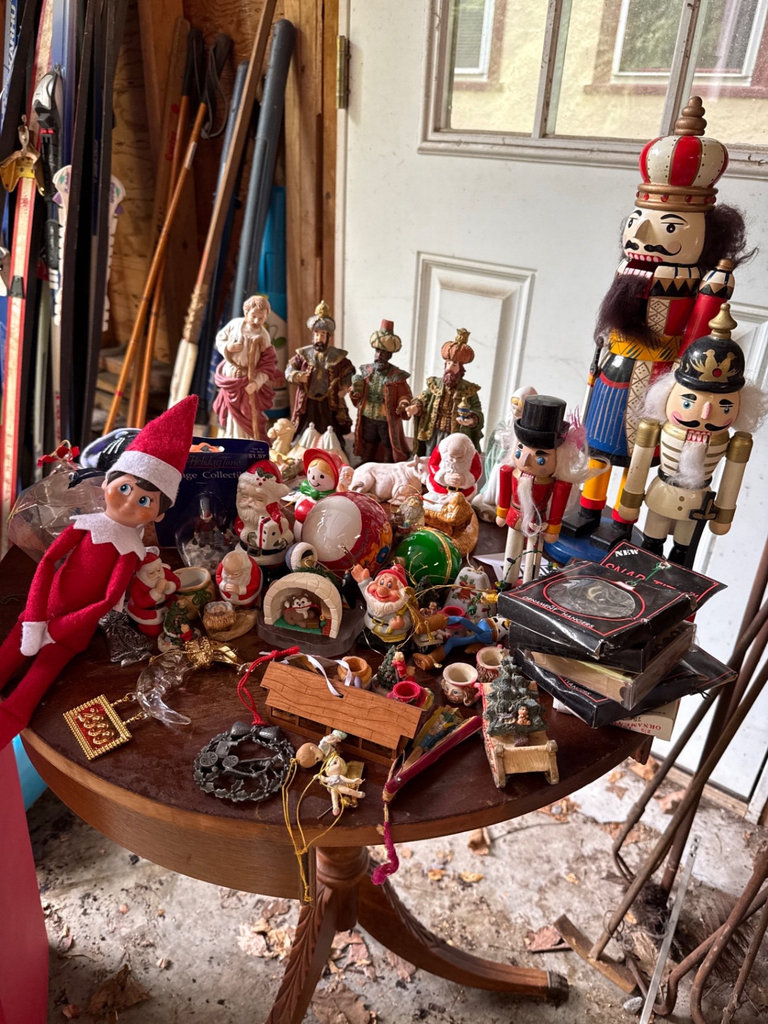 Lumistella, Lefton, Precious Moments and more Christmas Figurines and Ornaments Collection - image 4 of 26