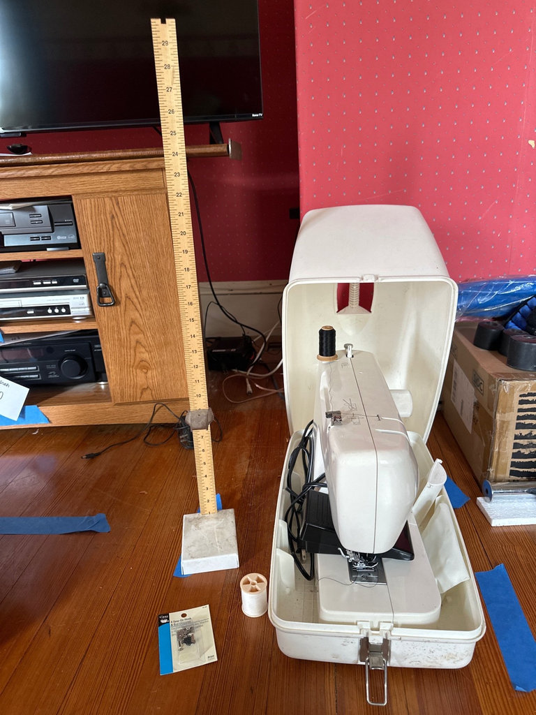 Brother HS-150 portable sewing machine with case and accessories - image 4 of 5