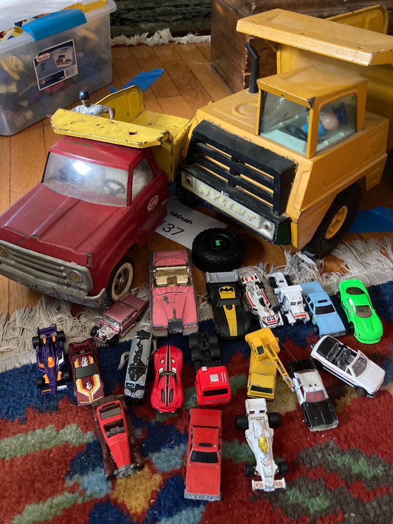 Vintage toy cars and trucks - image 2 of 11