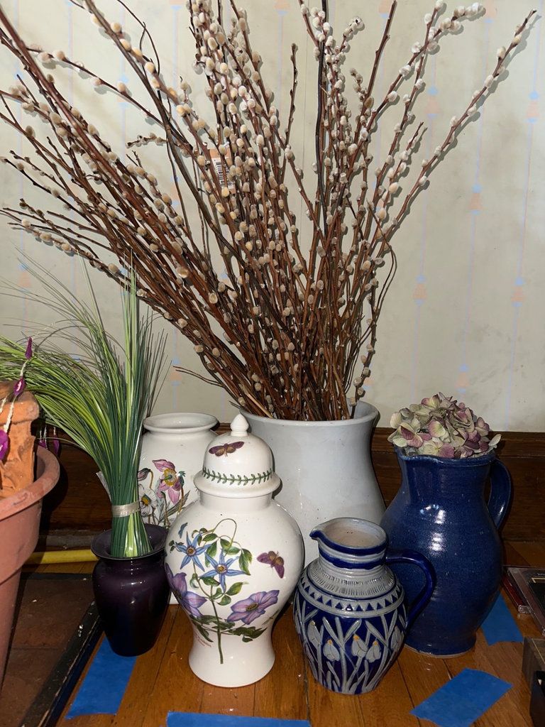 Betschdorf Vase, Port Meirion Botanic Garden vases and more - image 1 of 11
