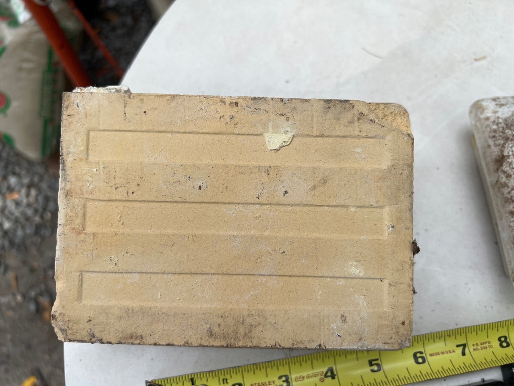 Assorted vintage hardware parts and ceramic trays - image 4 of 6