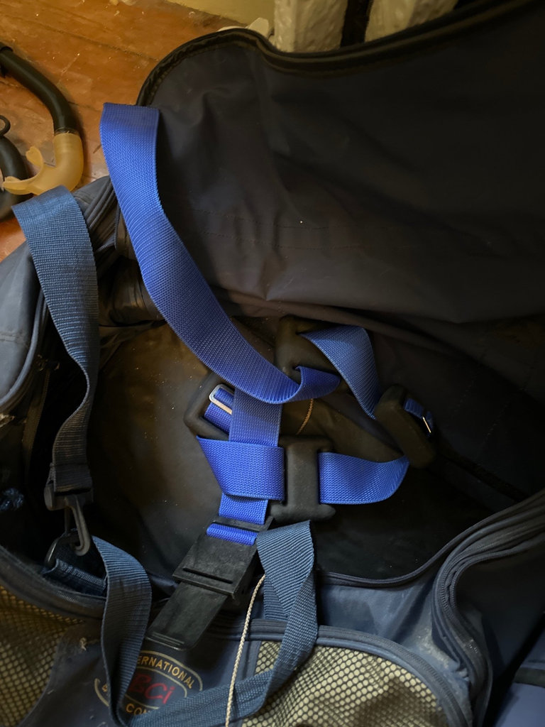 Diving Fins and Snorkeling Gear - image 4 of 4