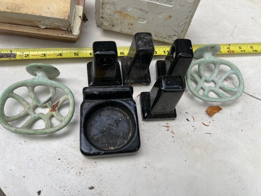 Assorted vintage hardware parts and ceramic trays - image 2 of 6